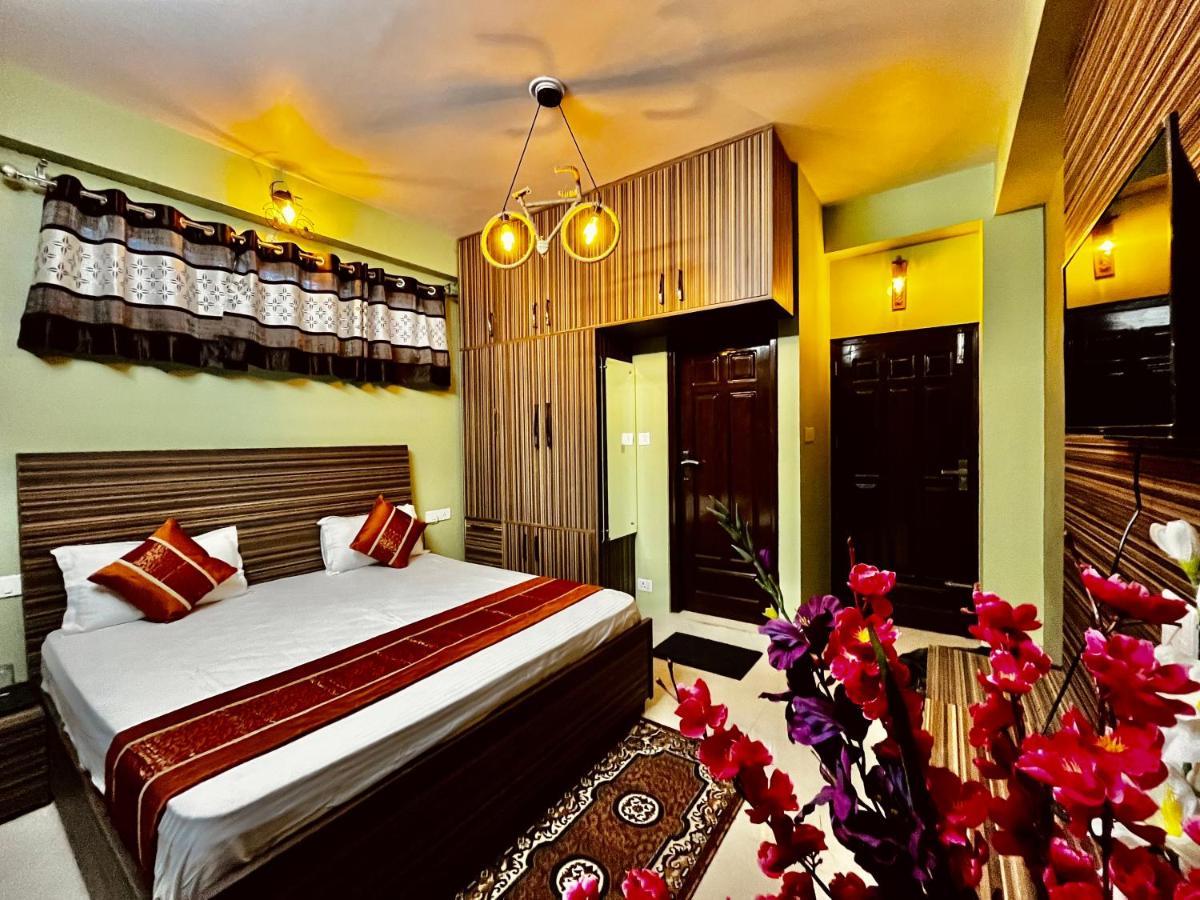 Nirvana Rooms Shimla Buitenkant foto