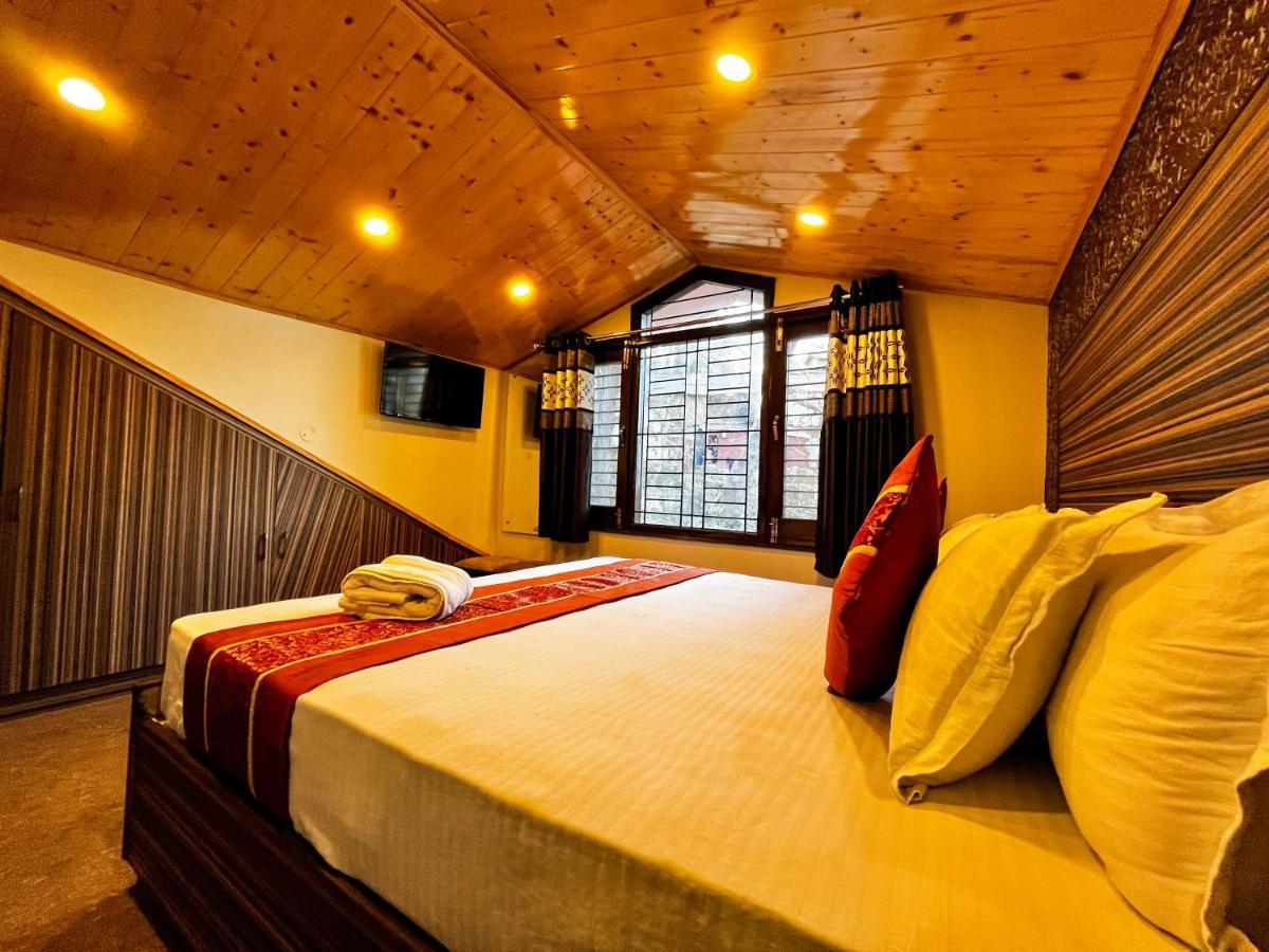 Nirvana Rooms Shimla Buitenkant foto