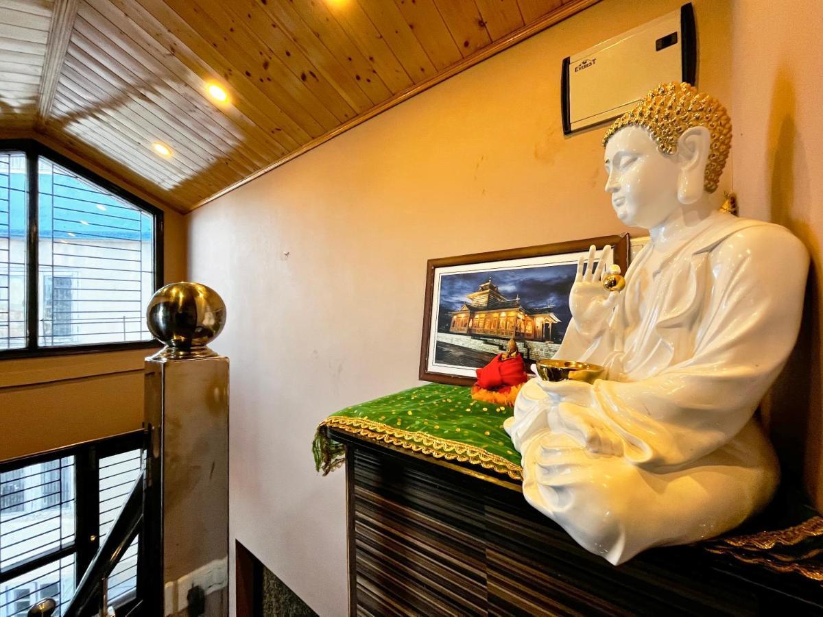 Nirvana Rooms Shimla Buitenkant foto